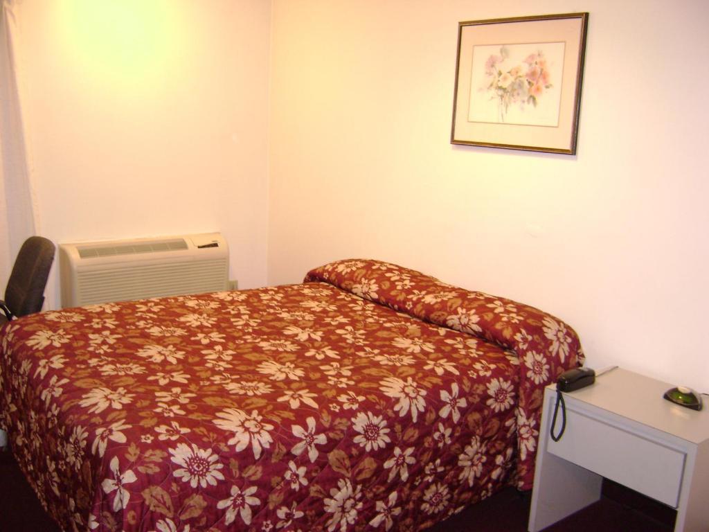 Edgewick Inn North Bend Room photo