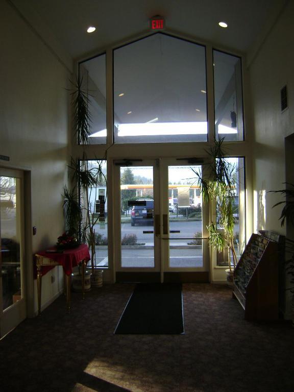 Edgewick Inn North Bend Exterior photo
